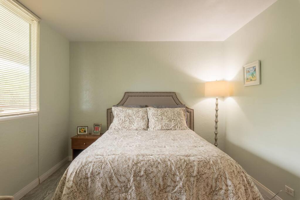 White Sands Village, Gorgeous 2Br, Top/Front Bldg Kailua-Kona Exterior photo